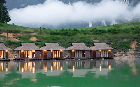 Khao Sok 2-Day Jungle Overnight: Elephant Bath & Night Walk from Phuket