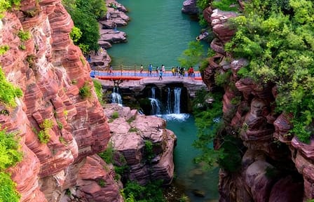Yuntai Mountain Geopark Day Tour from Luoyang with Guide