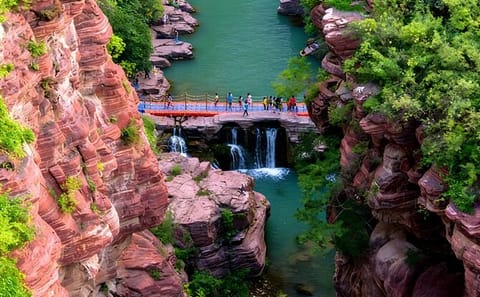 Yuntai Mountain Geopark Day Tour from Luoyang with Guide