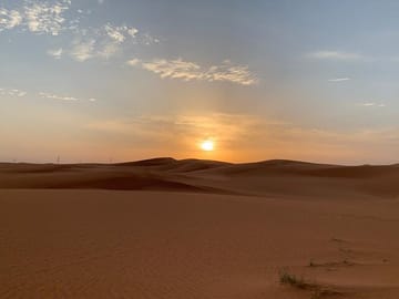 3-Day Tour: Edge of the World, City tour and Red Sand from Riyadh