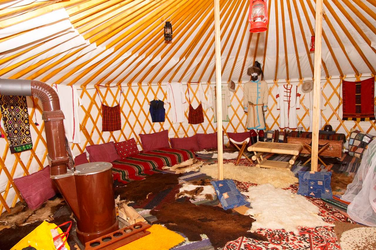 Private ECO Relaxation in a Yurt 4