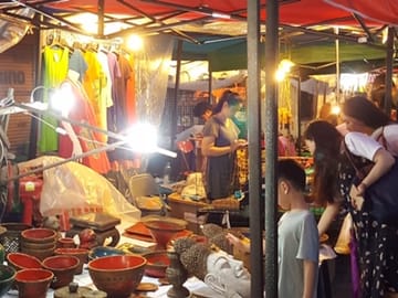 Bangkok China Town Evening Food Tour & Private Tuk-Tuk Ride
