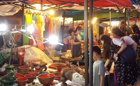 Private Evening Street Food Walking Tour in Chiang Mai
