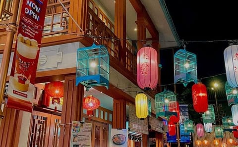 Guided Chinatown Exploration Tour in Central Jakarta