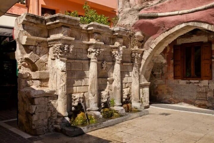 Private Tour West Crete: Chania & Rethymno Town and Kournas Lake 4