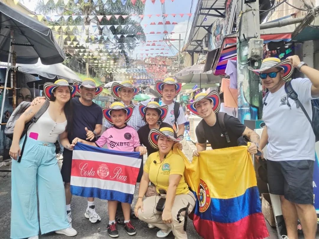 Viajeros en Comuna 13