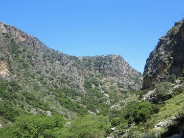 Private Hiking Tour of Polyrrhenia and Sirikari Gorge in Chania