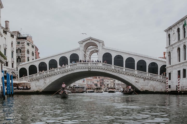 Venice Highlights : City tour and Grand Canal boat Experience 2
