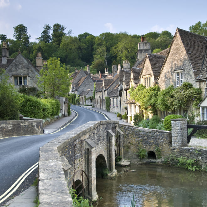 Oxford, Stratford and the Cotswolds Guided Small Group Tour from London photo 3