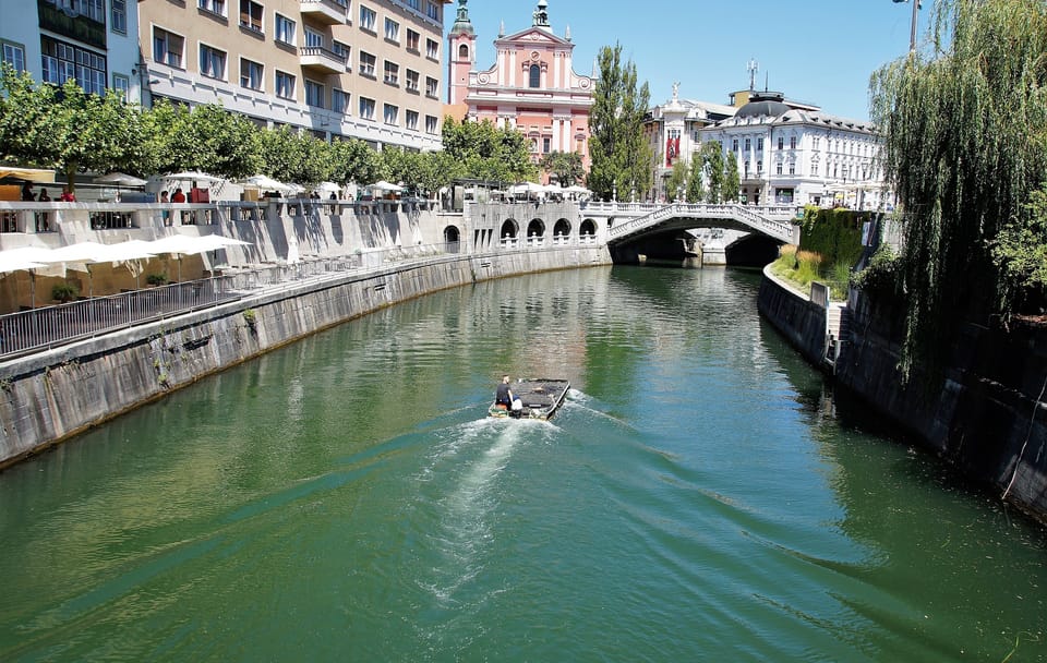 Private Guided Walking Tour of Ljubljana's Highlights