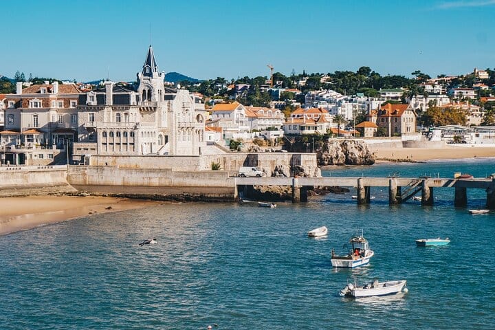 Cascais Private Walking Tour with a Professional Guide 6