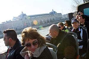 Private Tour in Paris with Eiffel Summit, Open Bus, and Waffle
