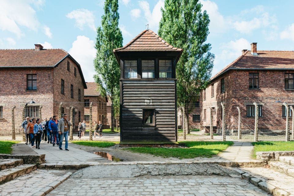 Auschwitz-Birkenau Italian Guided Tour from Selected Meeting Point