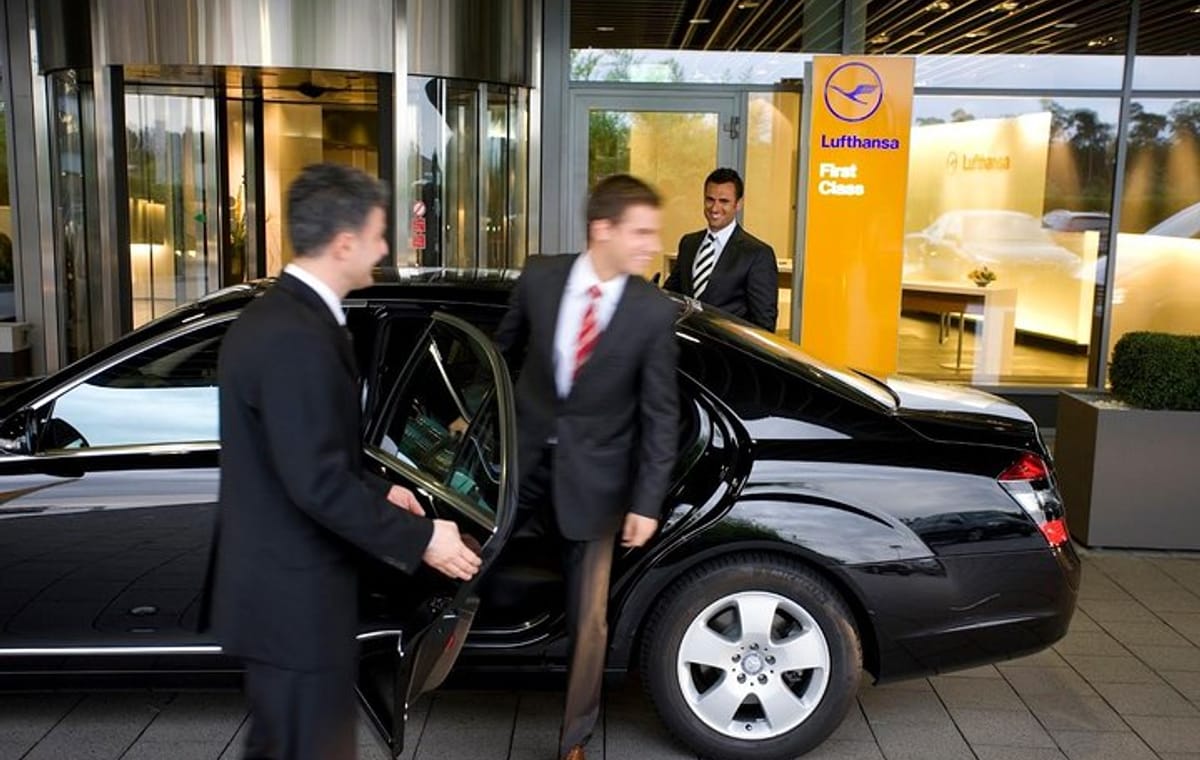 Private Transfer : Galle to Bandaranayake International Airport (CMB)