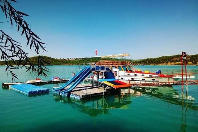 Side: Green Lake Jeep Safari and Boat Tour 3
