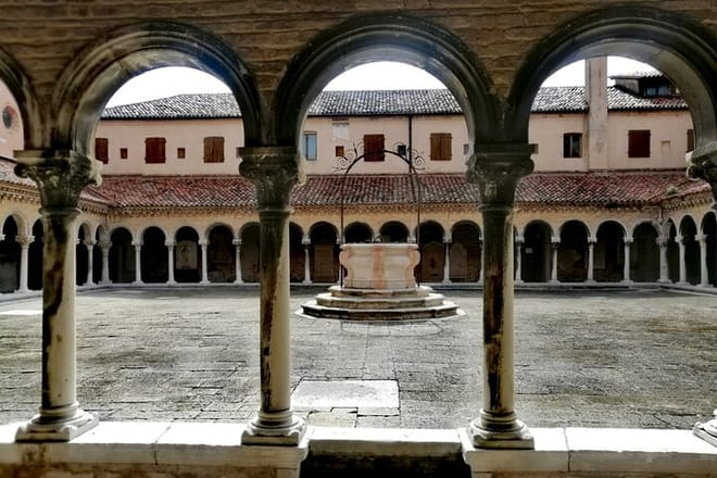 Venice's Cemetery on San Michele Island Tour 7