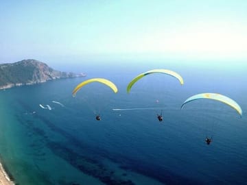 Paragliding and City Tour in Alanya with Antalya Transfer