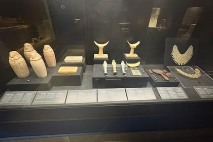 Saqqara Like Never Before: 2 Pyramids, 7 Tombs, Treasures,Museum