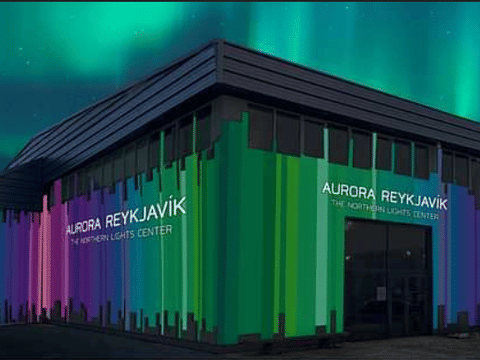 Private Northern lights Tour With a Aurora Reykjavík - Northern Lights Center Visit, photo 2