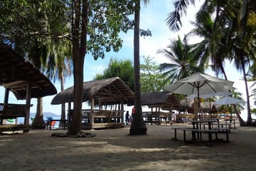 Puerto Princesa Island Hopping Tour with Lunch and Activities
