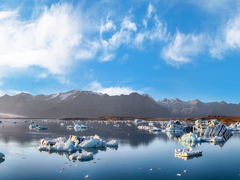 Diamond Beach, Jökulsárlón Glacier Lagoon & Boat Tour from Reykjavík, photo 17