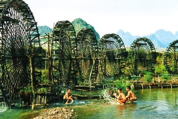 Two-Day Tour of Mai Chau Valley from Hanoi with Resort Stay
