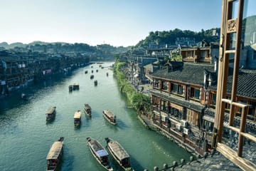 Wupeng Boat Ride Through Shaoxing's Ancient Canals