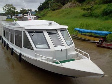 Speedboat