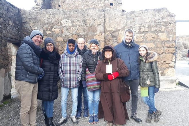 Walking Tour in the Ancient Center of Naples (4 hours)	 9
