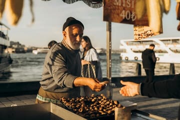 Cultural and Culinary Tour Guide for Istanbul, Türkiye