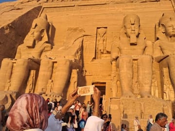 Private Tour of Abu Simbel Temples and Elephantine Island