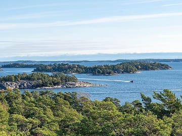 Guided 2-Hour Archipelago Tour in Stockholm, Sweden