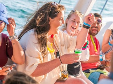 Máncora Sunset Boat Party with Scenic Coastal Walk