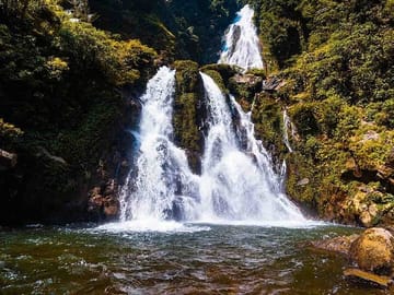 Ha Giang Jeep Adventure to Villages and Emerald Waterfall