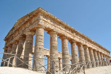 Private Historic Walking Tour of Palermo's Landmarks