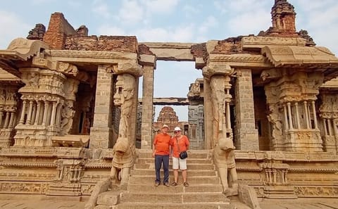Heritage Forts, Palaces, and Backwater Cruise in South India