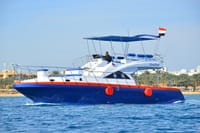8-Hour Private Yacht Charter Exclusive &amp; Lunch Transfer -Hurghada