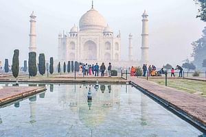 Agra: Sunrise Taj Mahal Tour Including Hotel Pick-up and drop-off