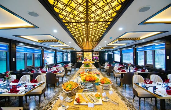 LA CASTA CRUISE – Luxury 5 Star Halong Bay 1 Day – JACUZZI POOL