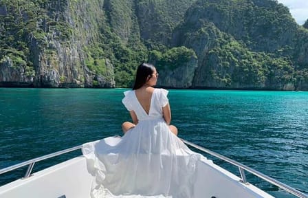 Speedboat Day Trip to Phi Phi Islands and Maya Bay from Phuket