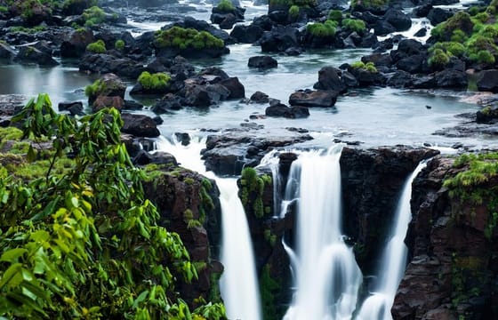 4-Day Tour to Iguazu Falls by Air from Buenos Aires