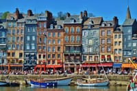 Private Giverny, Rouen and Honfleur Tour from Paris 7