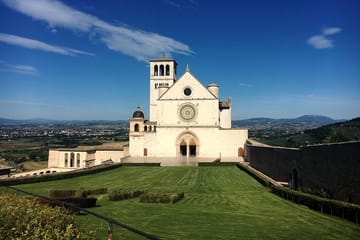 Private Walking Tour of Assisi's UNESCO Heritage Sites