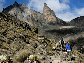 Mount Kenya trekking, Sirimon-Naromoru Route
