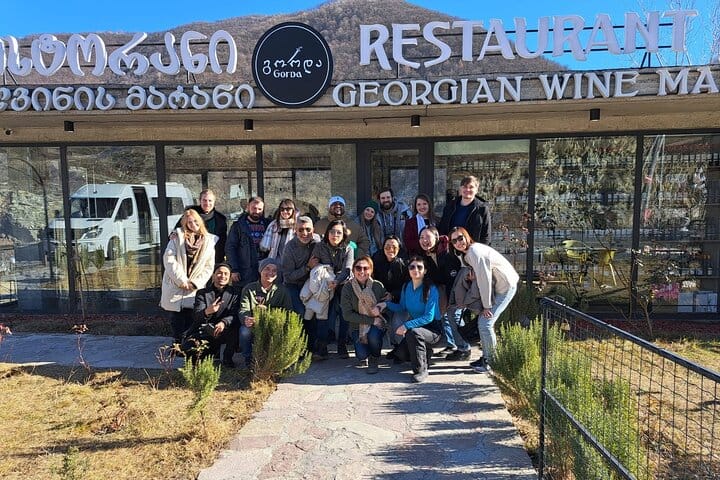 wine tasting in restaurant in Gorda