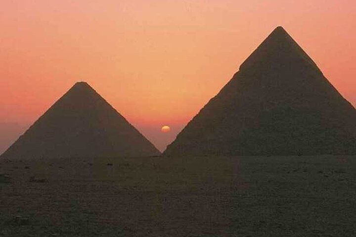 Private Tour of Sakkara, Memphis, and Giza Pyramids: Ancient Wonders