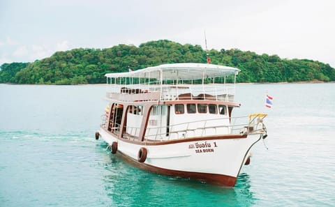 James Bond Island and Canoeing Tour from Phuket