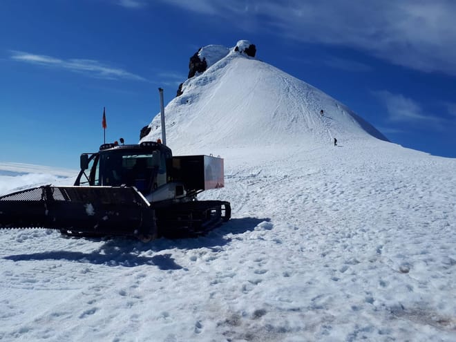 Snæfellsjökull Glacier Snow-cat Tour 8
