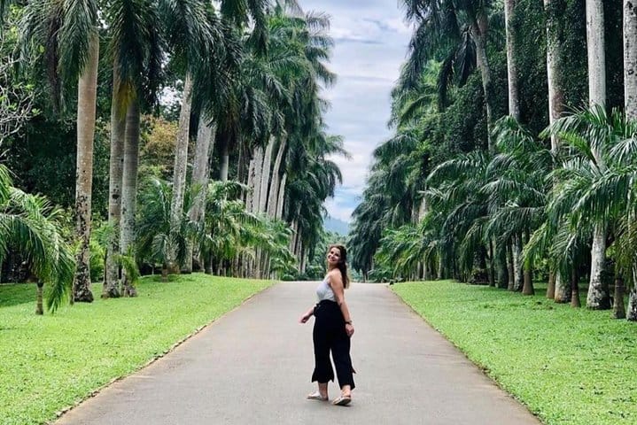 Chic Island | 10 Days Tour