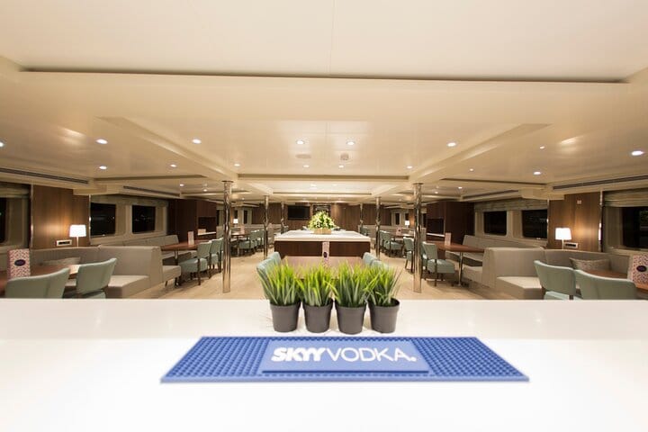 Business Lounge Bar
